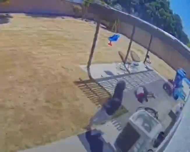 2 burglars arrive at the target house.    One attempts to gain entry and is greeted by a combination of lead and copper.

*legal note* - the actions by the home owner are perfectly legal in many states but not in all.    Plan accordingly...

#HomeDefense #FAFO #problem #solution #justice #crime