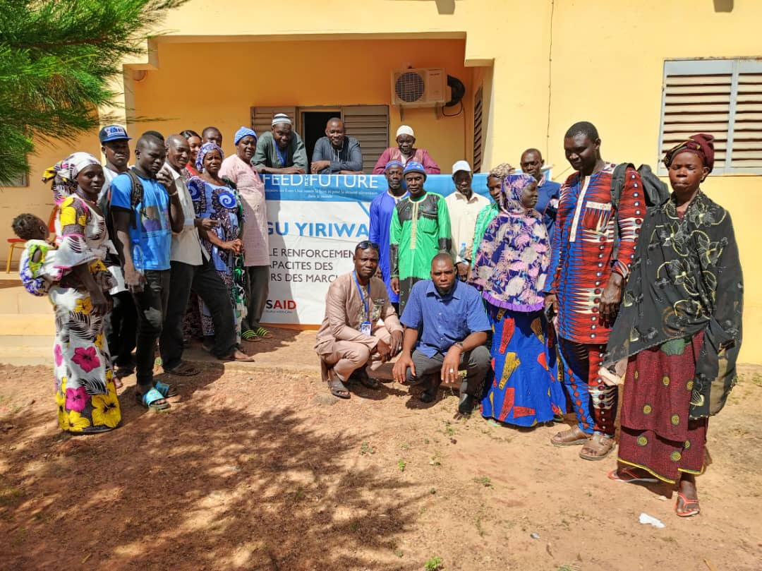 CNFA (@cnfa) on Twitter photo 1/2: The <a href="/FeedtheFuture/">Feed the Future</a> Mali Sugu Yiriwa activity is expanding its “warrantage” pilot, which previously mobilized $70K in credit for farmers in #Mali. The next phase will support 16 new producer organizations through technical training on finance & management. @USAIDMali 1/2: The <a href="/FeedtheFuture/">Feed the Future</a> Mali Sugu Yiriwa activity is expanding its “warrantage” pilot, which previously mobilized $70K in credit for farmers in #Mali. The next phase will support 16 new producer organizations through technical training on finance & management. @USAIDMali