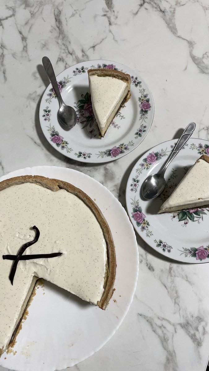 djieguy's tweet photo. Mon premier flan 100% vanille 🙌🏾 https://t.co/98QIUvDDzf
