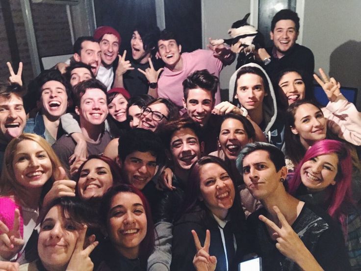 menos mal q mi adolescencia fueron estos (la mitad deberian estar presos)