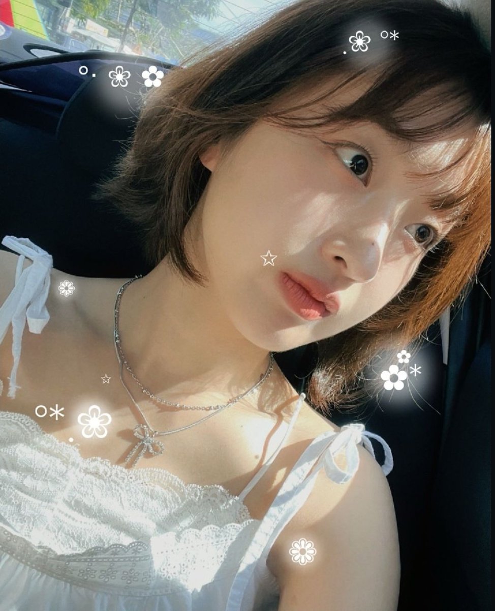 ADORA_base's tweet photo. our dora is so pretty 𖹭𖹭 https://t.co/3WbXLqAeOP