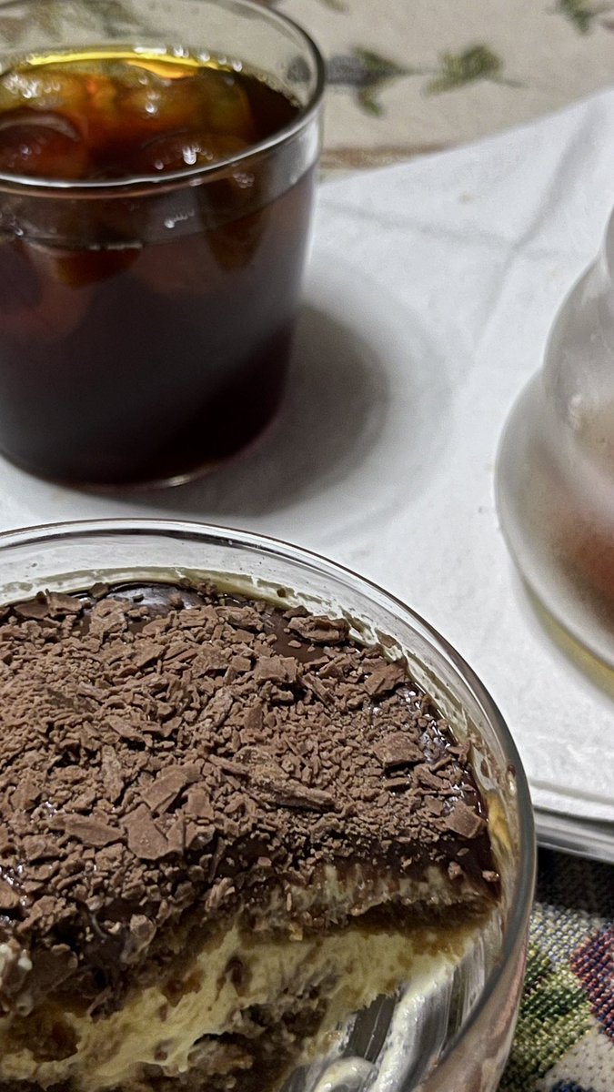 أحتمي بلحظاتي السعيدة البسيطة 🤎.