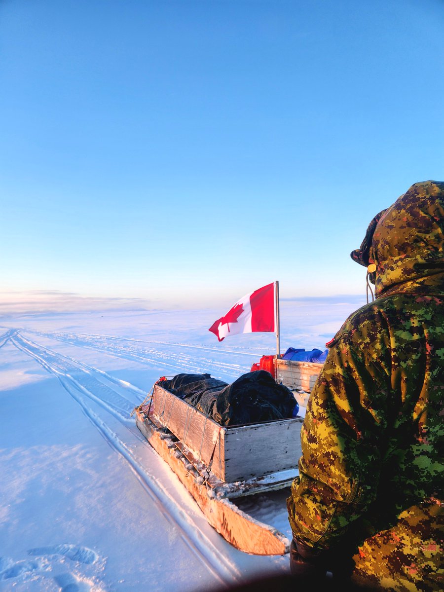 CanadianArmy's tweet image. True north, strong and free. 🇨🇦

Canadian Rangers from the Ulukhaktok Ranger Patrol recently demonstrated their adaptability and resilience during a scouting patrol in the harsh conditions of the High Arctic on Victoria Island.