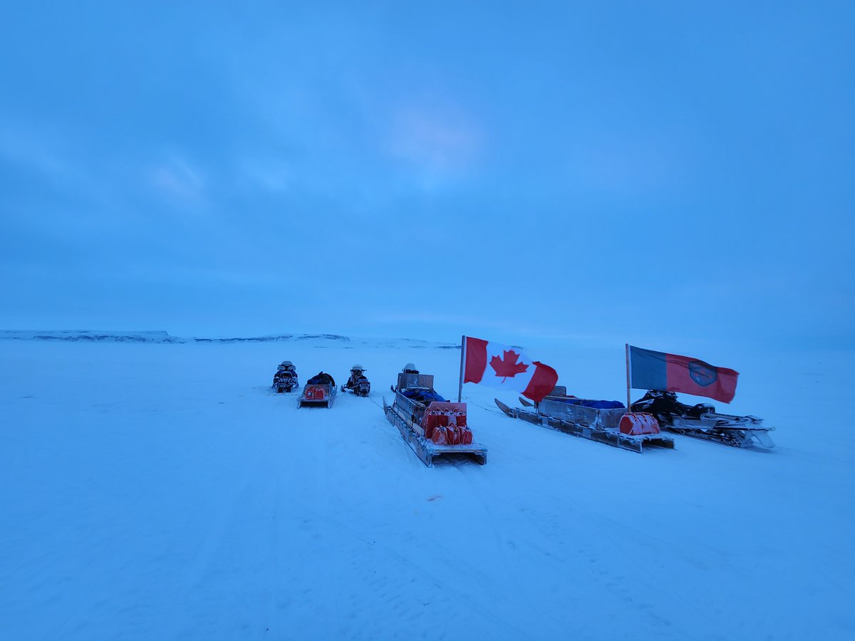 CanadianArmy's tweet image. True north, strong and free. 🇨🇦

Canadian Rangers from the Ulukhaktok Ranger Patrol recently demonstrated their adaptability and resilience during a scouting patrol in the harsh conditions of the High Arctic on Victoria Island.