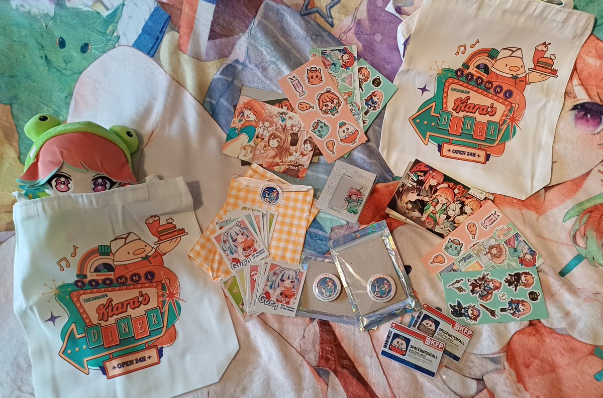 My KFP MNL merch has arrived!!😆
It's some amazing stuff! I really like the bag and the photo frame thingy with Wawa (idk what you call them)🧡
The pin and KFP Employee ID card are really neat to and so are all the prints and stickers!😃
Thank you KFP Philippines!!😊
#KFPMNL #KFP