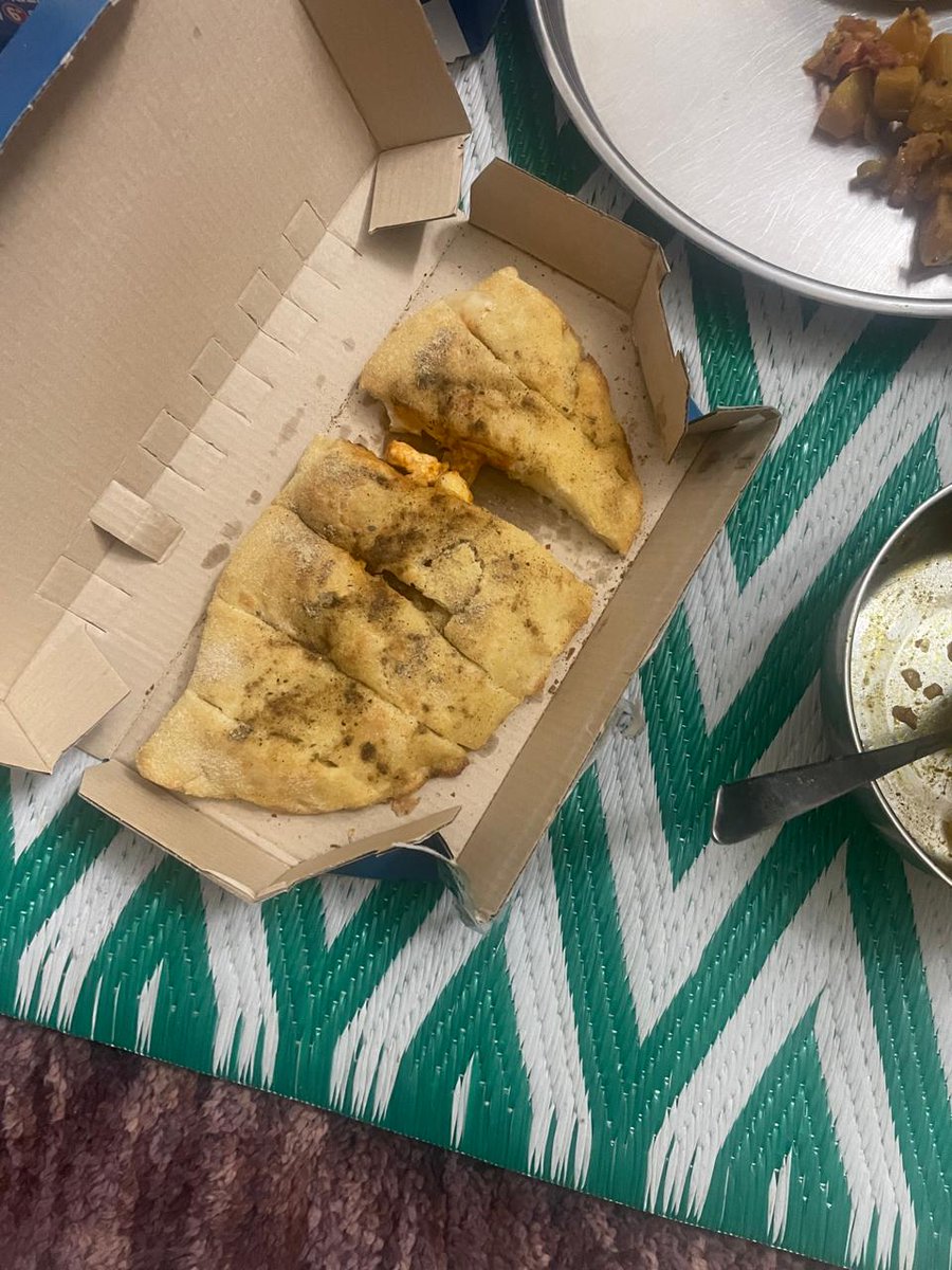 imkmshubham's tweet photo. @dominos_india your Besant Nagar Chennai branch is ruining your name.
Everytime they update the status delivered before delivery and then deliver 10-15 minutes later citing manpower issues.
I get it.
But this time they even ate from my order. Heights.
#Cheaters #worstservice https://t.co/mvbIB154rQ