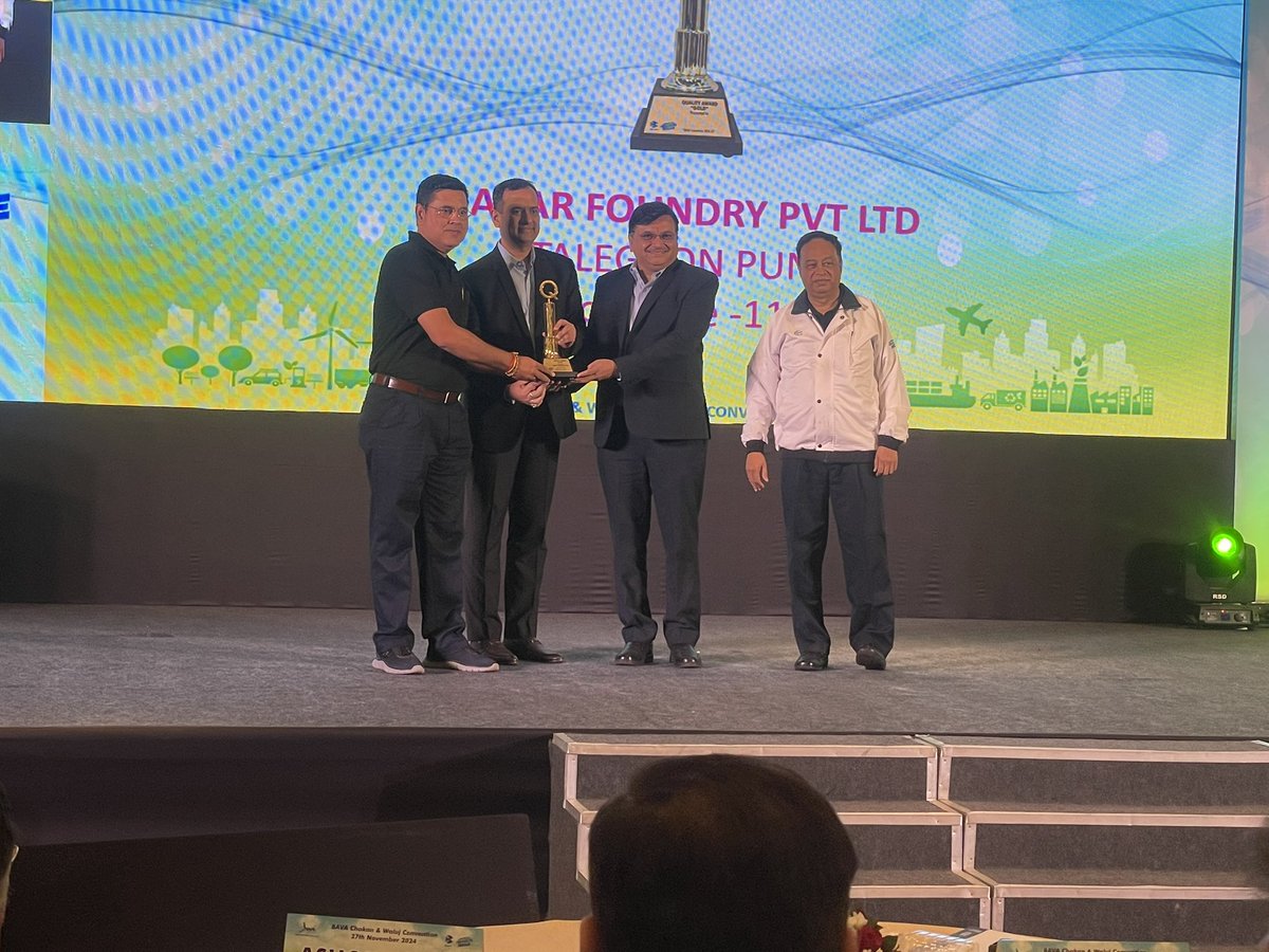 AakarFoundry's tweet photo. Today, *Aakar Foundry received the Quality Award - Gold from “Bajaj Auto Ltd.”* during a vendor meet held in Pune. 👇 https://t.co/dVPpP6bxr3