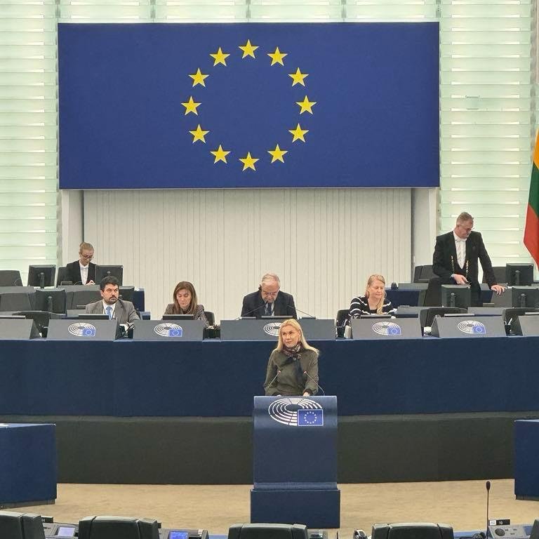 Kadri Simson (@kadrisimson) on Twitter photo Over the past few years, a lot has been done to fight #energypoverty. This work must continue, as the war in πΊπ¦ & market manipulation by π·πΊ have left their mark & prices are still high.
I thank the <a href="/Europarl_EN/">European Parliament</a> for our debate, which was my last as the EU Commissioner for Energy. Over the past few years, a lot has been done to fight #energypoverty. This work must continue, as the war in πΊπ¦ & market manipulation by π·πΊ have left their mark & prices are still high.
I thank the <a href="/Europarl_EN/">European Parliament</a> for our debate, which was my last as the EU Commissioner for Energy.