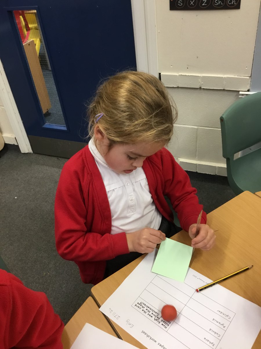 Year 2
Intent: Challenge and Creativity
We have begun an exciting new DT project! We started by exploring what makes a structure stable, linking to our Maths work on 3D shapes! We carried out an investigation into the best base for a chair structure. Great skills Y2!