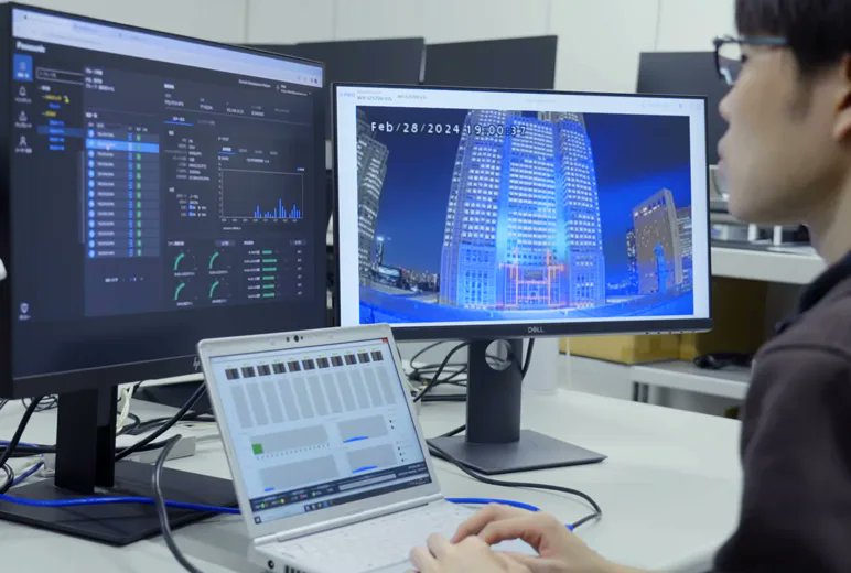 PanasonicProAV's tweet image. Experience the magic of Tokyo Night & Light! See how our advanced #projectiontechnology brings the Tokyo Metropolitan Government building to life with Tokyo Night & Light, the world's largest permanent exhibition of architectural projection mapping. 🌃🎆 bit.ly/4fyJ7qJ