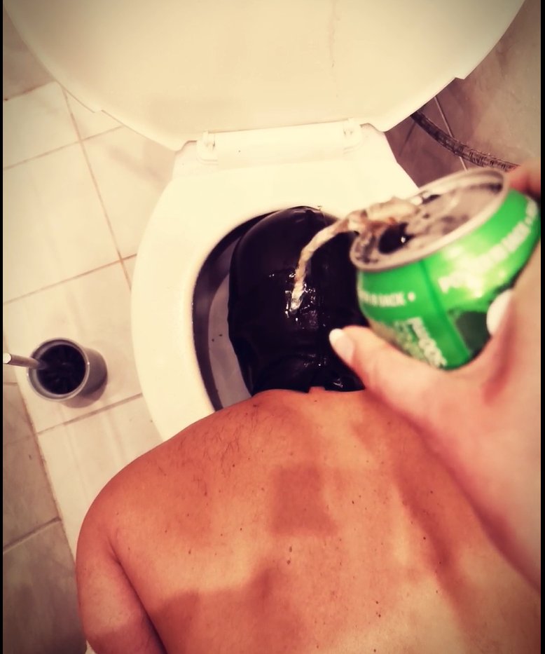 MeLatexGoddess's tweet image. Sometimes you need a reminder of who you could be and how generous I am, right @SexLessBitch ?