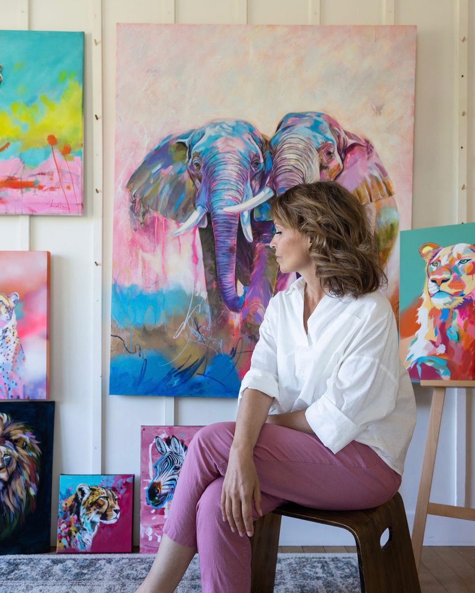 artstudio_post's tweet photo. Artist https://t.co/6myDqMBZIy
Abstract Painter of the Wild🎨
https://t.co/4MAHlYmr7i
#animaldrawing #animalartwork #animalartist #animalpainting #animalart #animaldraw #animalart #originalart #artprocess #mixedmediaart #art #magicalart #artistinstudio #artstudio #womenartist https://t.co/RhdbFn8HOv