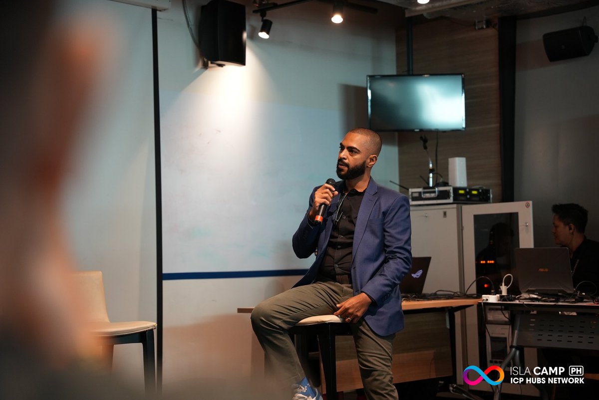 icphub_PH's tweet photo. We had an amazing time at the #Web3SwapDebate hosted by @museigen_io at the #ChainFusionHub BKK 🇹🇭 during #DevCon2024! 🚀✨ Our Co-Founder proudly joined the panel to discuss “How Can Businesses and Individuals Leverage #Web3 to Unlock New Revenue Streams?” 💡💸

Big thanks to @icphub_TH and @ICPHUBS for making this incredible event possible! 🙌🌐 It was an inspiring session alongside the visionaries shaping the future of #Web3! 🌐🧩

Check out the event highlights in the photos below. 📸🔥

#ICPHubs #BuidlTheWorld #ICP