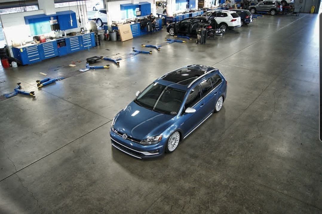 SmetanatBorschu's tweet photo. #vw #Volkswagen #vag #golf #alltrack https://t.co/iQH4DdgKAn