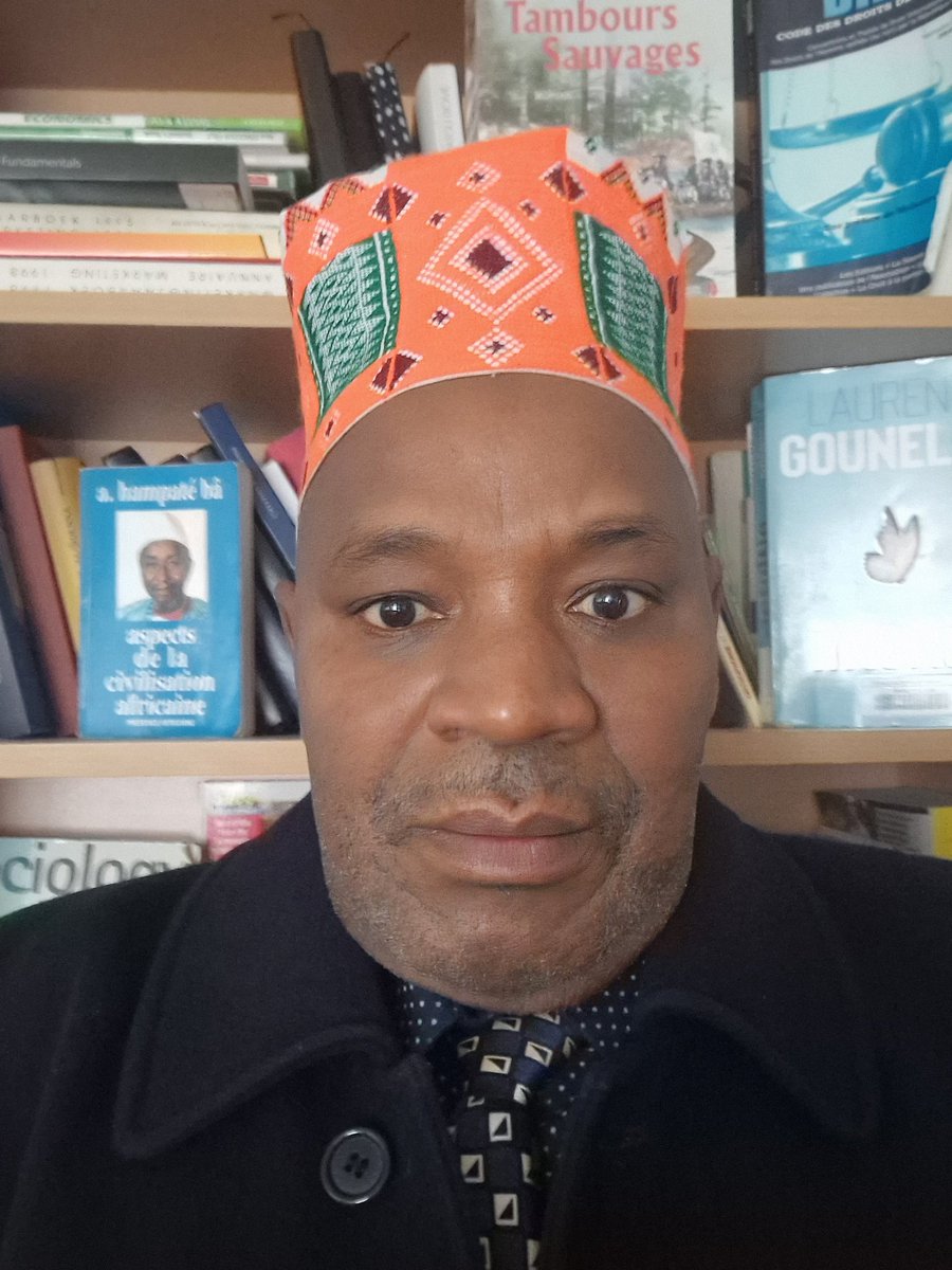 Nous exigeons l'arrêt de pillage de nos megres richesses à de fins de campagne pour le C N R D et son clan mafieux. 
Nous demandons à la crief d'agir maintenant. 
Mais qu'ils sachent aucune force ne peut arrêter la marche de la guinee vers sa démocratisation