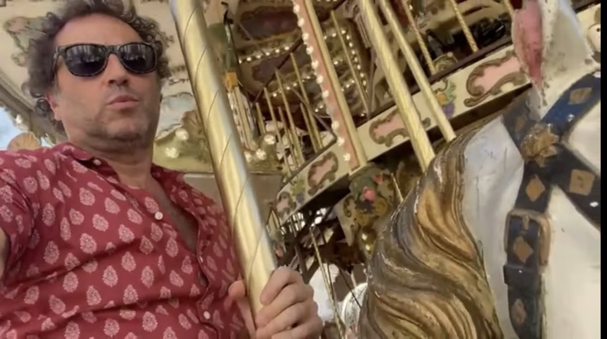 Agradezco muchísimo a <a href="/kamikazesonoro/">kamikazesonoro</a> la atención y el tiempo que le han dedicado a mi disco y como han detallado cada canción. Aquí os dejo el enlace. Salud!

kamikazesonoro.blogspot.com/2024/11/lobiso…