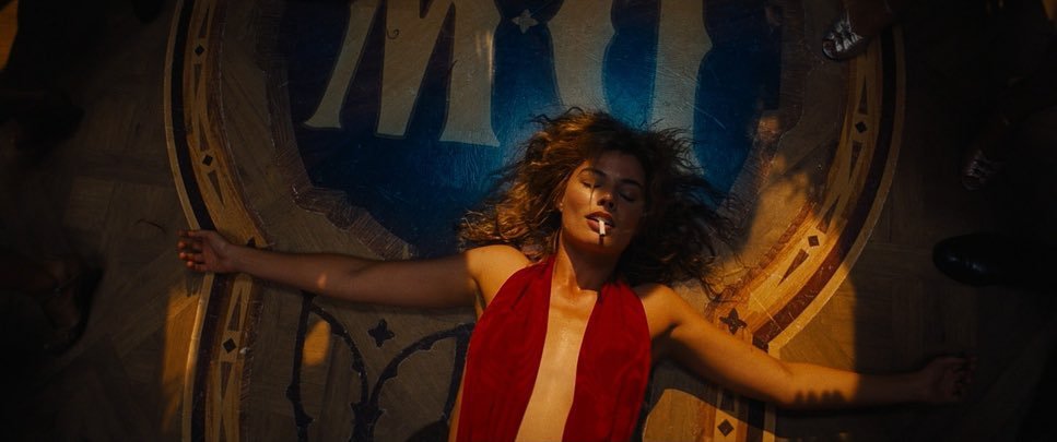 TheCinesthetic's tweet photo. Margot Robbie admits she still doesn’t understand “why people disliked Babylon.”

"I wonder if in 20 years people are gonna be like ‘Wait, Babylon didn’t do well at the time? That’s crazy.’" https://t.co/u4loEKyAoy