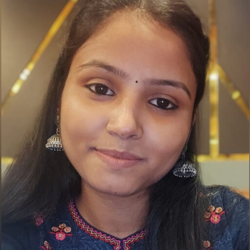 kathiyawadiii's tweet photo. IIT દિલ્હીની PHD વિદ્યાર્થિનીનું રિસર્ચ દરમિયાન ગુજરાતના લોથલમાં મોત! 
 
અમદાવાદ જિલ્લાના લોથલમાં હાલ મેરીટાઈમ મ્યુઝિયમની કામગીરી ચાલી રહી છે ત્યાં જ આવેલી જૂની સાઈટ પાસે રસ્તાનું કામ ચાલી રહ્યું હતું. દિલ્હીથી અધિકારી અને સ્ટુડન્ટ્સ અહીં માટીનાં સેમ્પલ લેવા માટે આવ્યા હતા, JCBથી એક 15 ફૂટનો ખાદો ખોદાવ્યો હતો આ ખાડામાં સેમ્પલ લેવા માટે ઊતર્યાં હતાં. આ સમયે જ ભેખડ ધસી પડતાં બે મહિલા દટાઈ હતી. 
 
જેમાં 24 વર્ષીય વિદ્યાર્થીની સુરભિ વર્માનું ઘટનાસ્થળે મોત થયું હતું અને 45 વર્ષીય યામા દીક્ષિતને તાત્કાલિક હોસ્પિટલ ખસેડવામાં આવ્યા હતા.

#Lothal #Gujarat