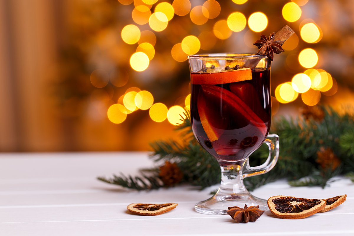 Christmas special lunch &amp; boat cruise Friday 13th December. You will be greeted on board with a glass of mulled wine &amp; during the trip festive music will be playing while you are served a delicious 3 course hot Christmas meal.📲01883 330095 #coach #coachhire #daytrips #christmas