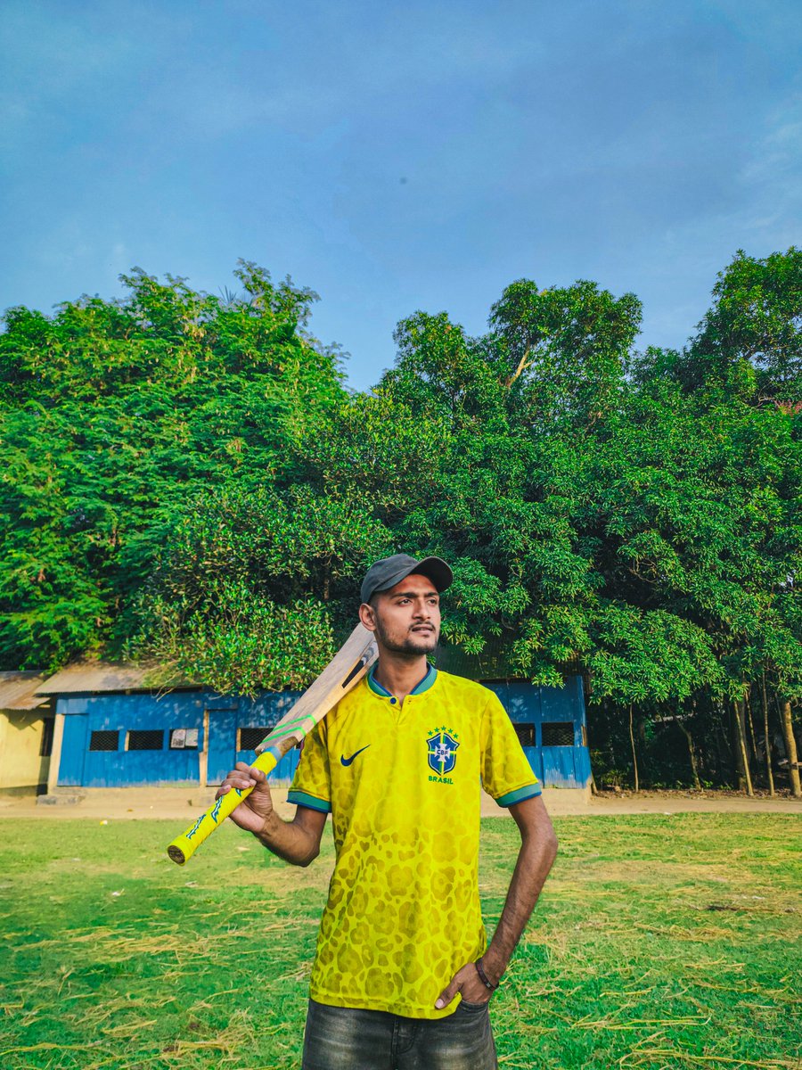 joyhalder562's tweet photo. I like cricket a lot. https://t.co/zyKtY028YU