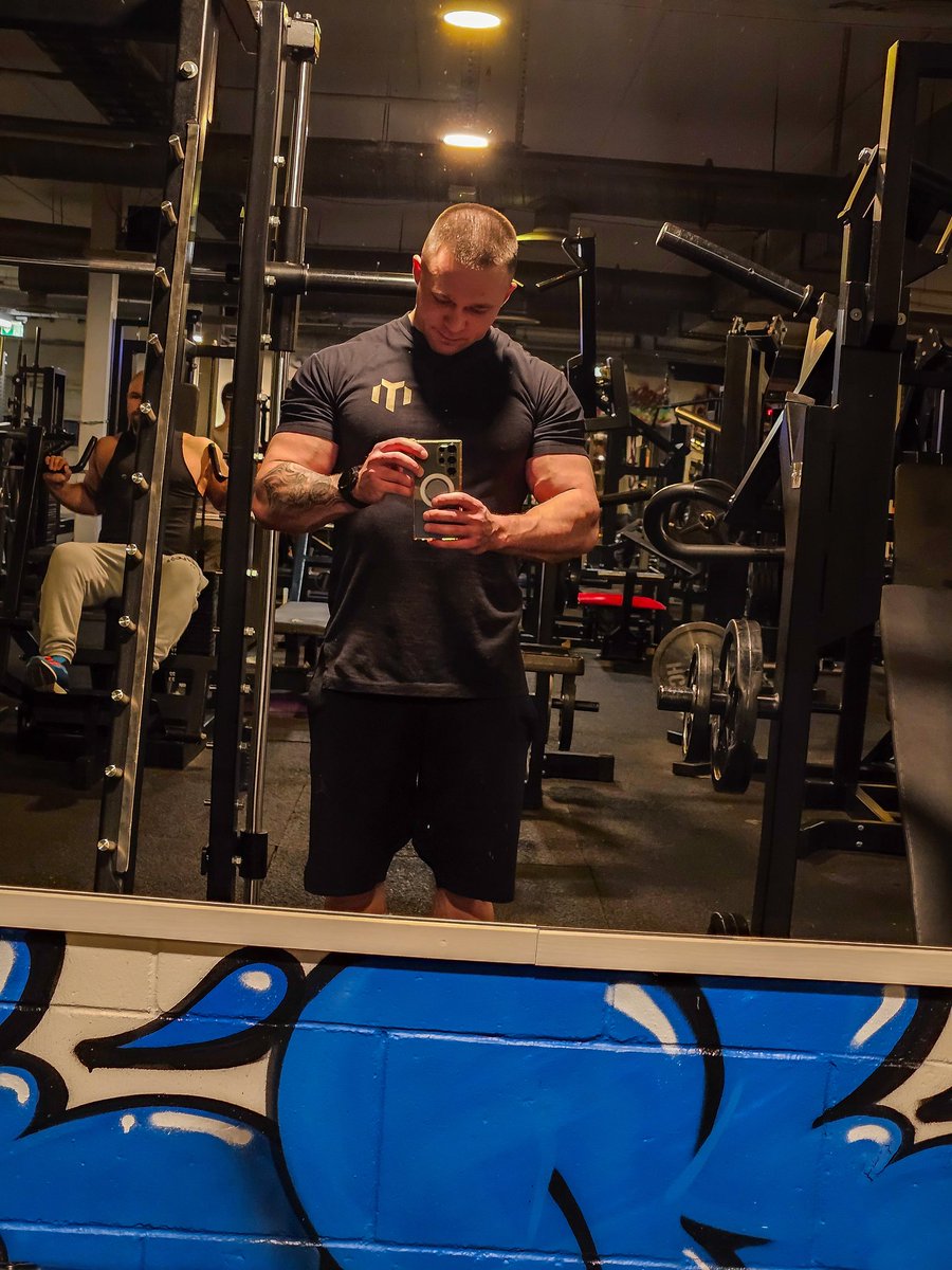 Alpha Lerroy tweet media