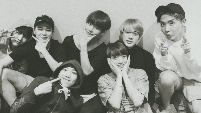 detailsofrm's tweet image. "i miss bangtan so much"