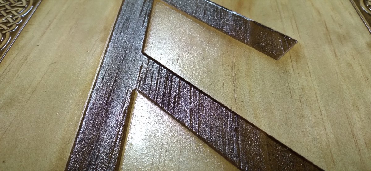 wood_pilled's tweet image. One of my favorite runes is #Ansuz, and engraved one for my shrine in 19mm timber and varnished.

The Ansuz rune is one of the most profound symbols in the Elder #Futhark, rich with meanings that connect us to ancient wisdom, divine guidance, and the art of communication. Let&apos;s…