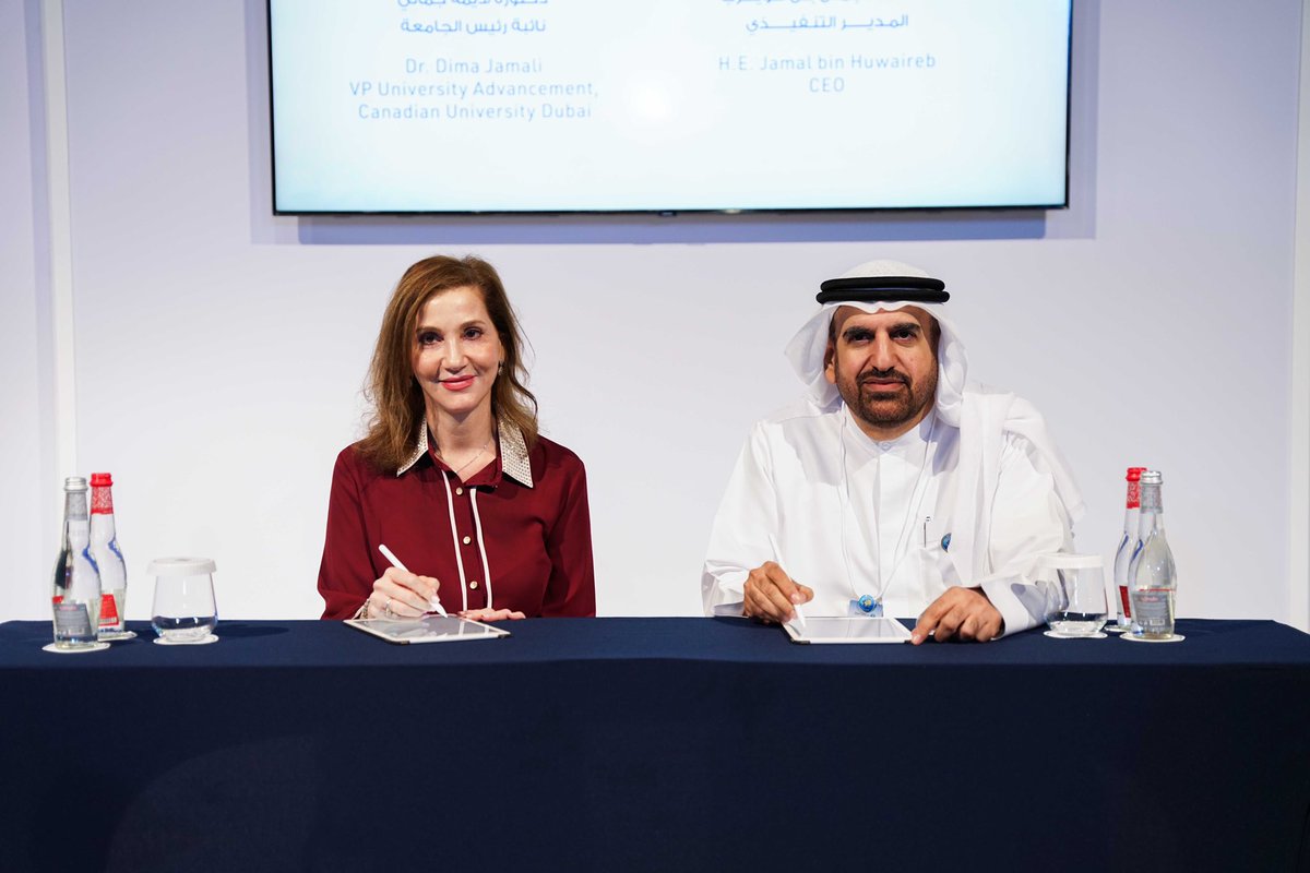 CanadianUniversityDubai tweet media