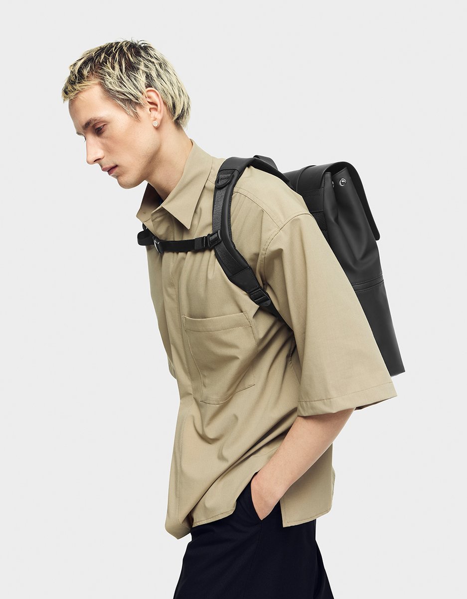 gastonluga_jp's tweet photo. 全品25%OFF 残り1日で終了:ブラックフライデー
お得なセット製品も、あのいつも憧れている製品も。
今なら全部ディスカウント。売り切れ前にゲットしよう。
https://t.co/PxgAUBMUdt
- ブラックフライデーセール期間中は全品25%OFF、特製スマホストラップをプレゼント中。
#glbf24
#ブラックフライデー
#ガストンルーガ