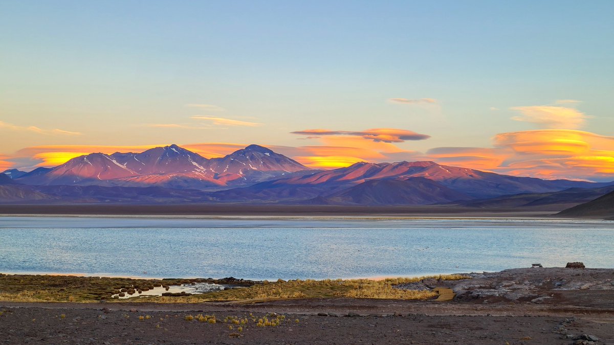 Atardecer en Laguna Santa Rosa, Salar de Maricunga 💜
