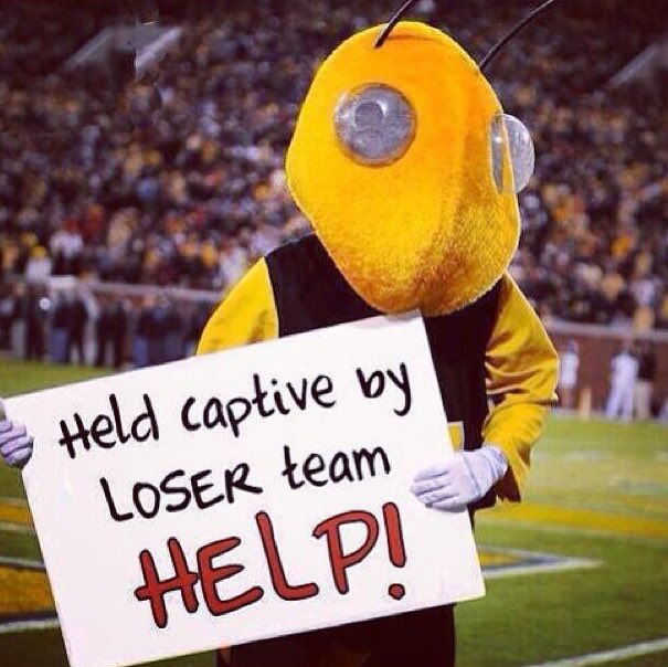 doodadawg1's tweet photo. Them Dawgs Is Hell‼️‼️‼️
#BeatLittleBrother ❌🐝❌ https://t.co/lUkLRbAwOa