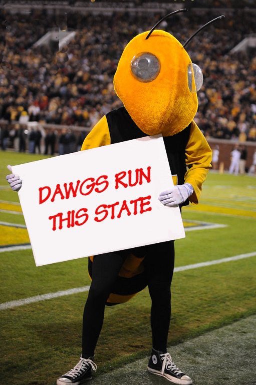doodadawg1's tweet photo. Them Dawgs Is Hell‼️‼️‼️
#BeatLittleBrother ❌🐝❌ https://t.co/lUkLRbAwOa