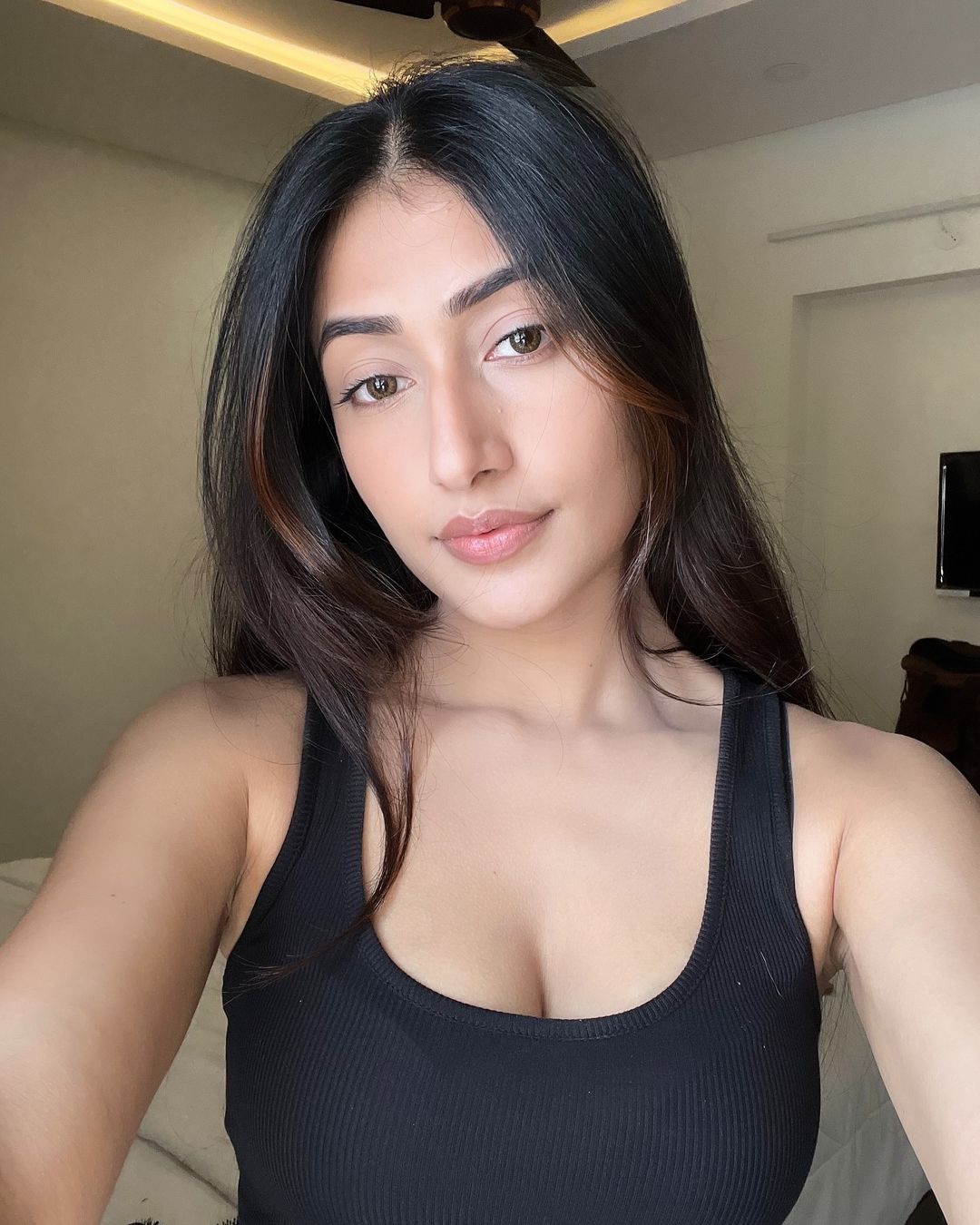 GdZLPcpWoAADjYY?format=jpg&name=large