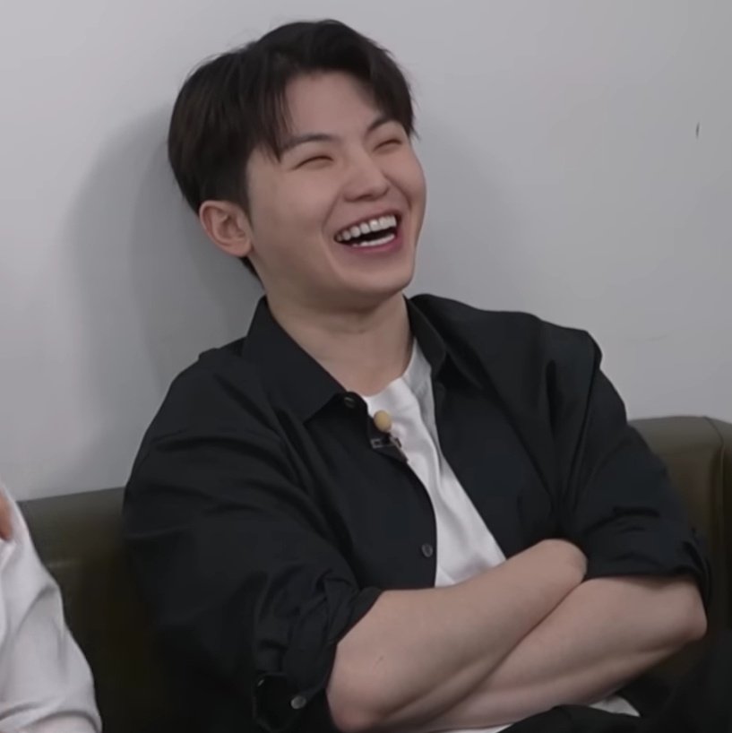 aludraexe's tweet photo. “i want a boyfriend” 

no. you want woozi from seventeen. https://t.co/CHx1E3rRfR