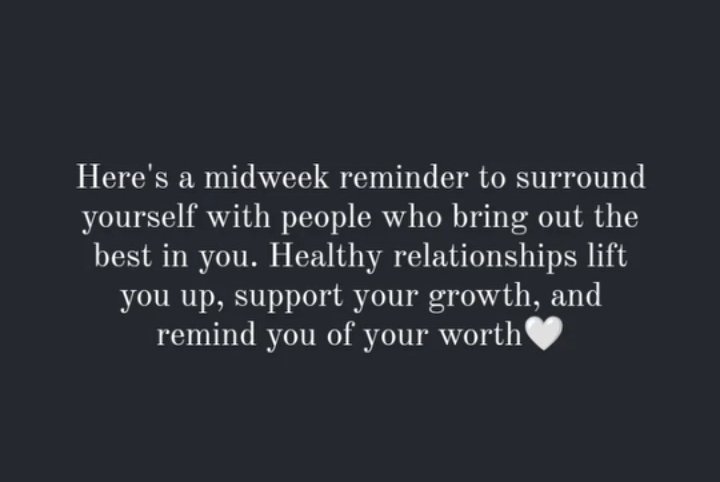 Dheejastalkshow's tweet photo. A friendly reminder to get going 😊
Have a wonderful day 🤍
Engage and follow for more educational, inspirational and transformative contents,🤍
#dheejaswrites ✍️ https://t.co/EgIOA0BsDF