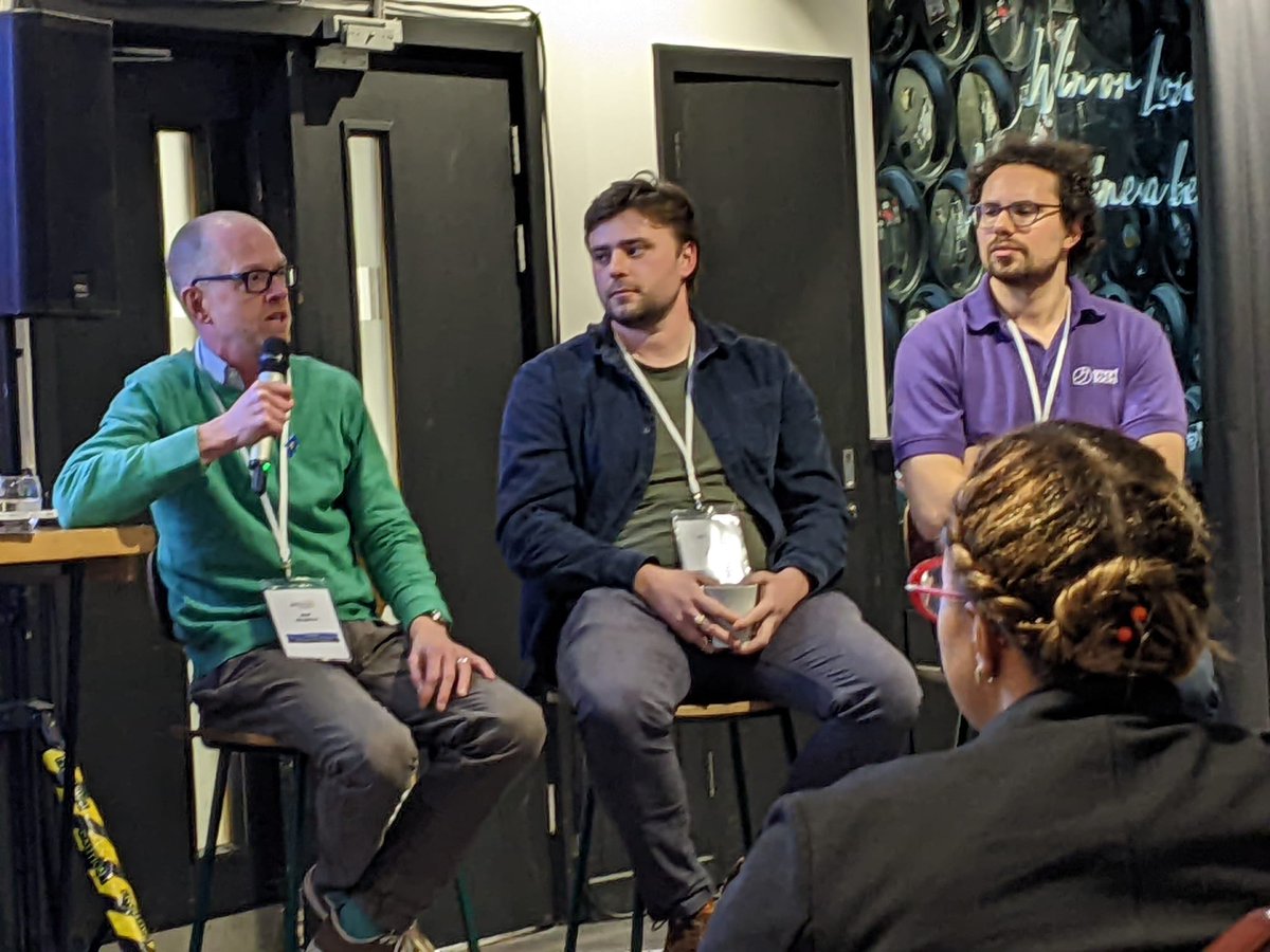 Matt Singleton of <a href="/cognitivebook/">Cognitive Books</a> with other entrepreneurs, describing innovative products and how the <a href="/alzheimerssoc/">Alzheimer's Society</a>'s Accelerator Programme has helped their development.

#UKDC2024 #ukdc #dementiacongress #dementia