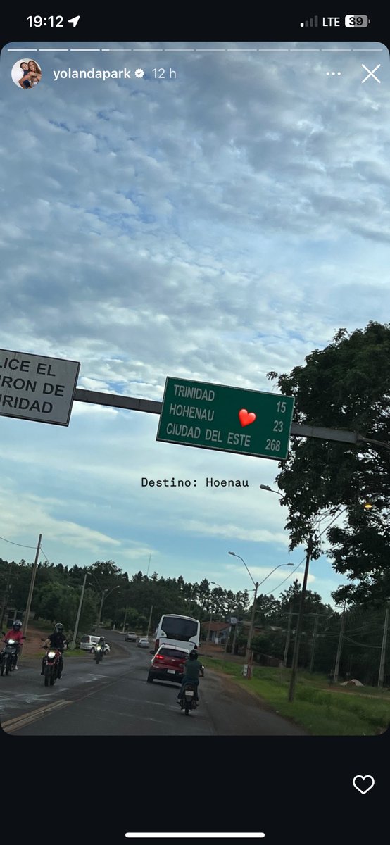 r_brz17's tweet photo. Feroz cartel con el nombre de la ciudad y escribe mal otra vez 🤦🏻 https://t.co/8sXvAKIp1l