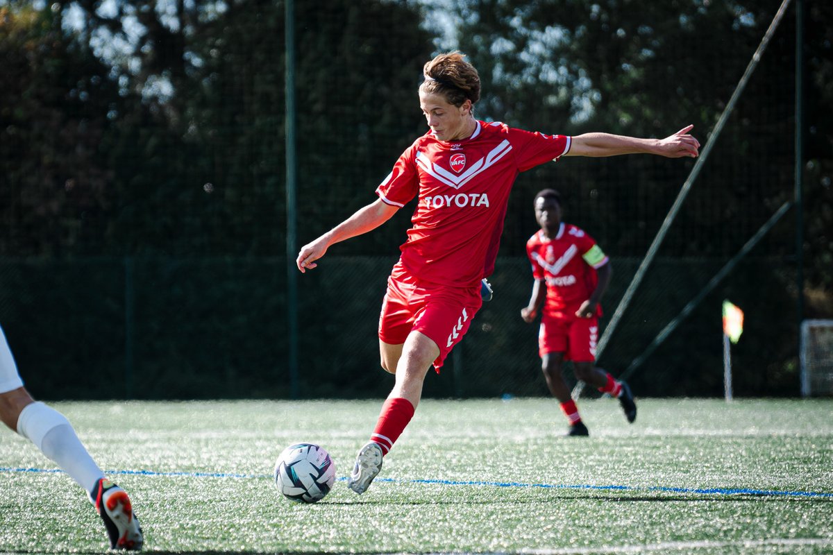 𝗗𝗷𝗲𝗲𝘄𝗶𝗻𝗴 𝗜𝗹𝗽𝗵𝗼𝗻𝘀𝗲 et 𝗟𝗼𝘂𝗶𝘀 𝗙𝗼𝘂𝗯𝗹𝗲 sont sélectionnés en équipe de France U16 Avenir ! 👏

Les jeunes tricolores se réuniront au CNF Clairefontaine du 2 au 5 décembre et affronteront l'équipe de France U15 en amical 🇫🇷

#FormationVAFC 🔴⚪️
