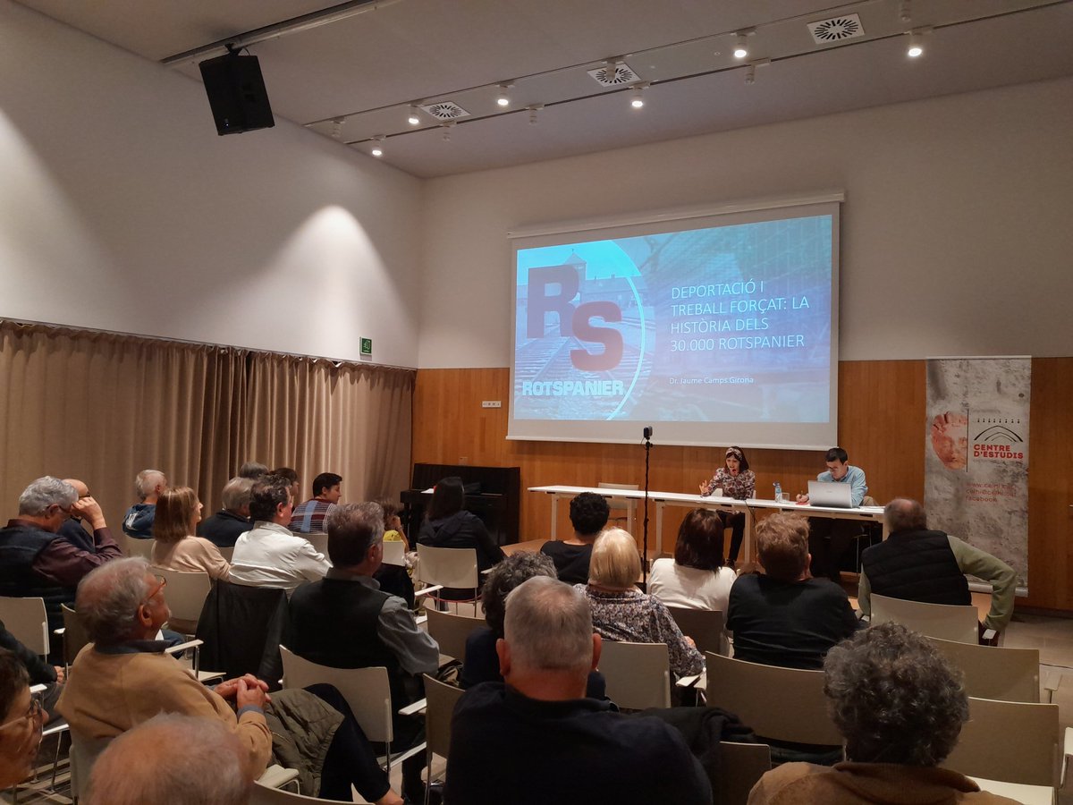 CELHI_'s tweet photo. 📣📣 Us deixem un recull de fotos 📸 de la conferència d'aquest dilluns!! 🗣️🗣️ Gràcies per la vostra assistència!
@ajuntament_vh @CELHI_ https://t.co/dcm94h7oz5
