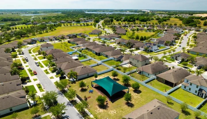 ProPlaygrounds's tweet image. Happy Wednesday! This project involved installing a custom 60’x40’x10′ rectangle, 4-post hip shade along with our poured in place rubber safety surfacing. 
#theplaygroundexperts #playgrounds #proplaygrounds