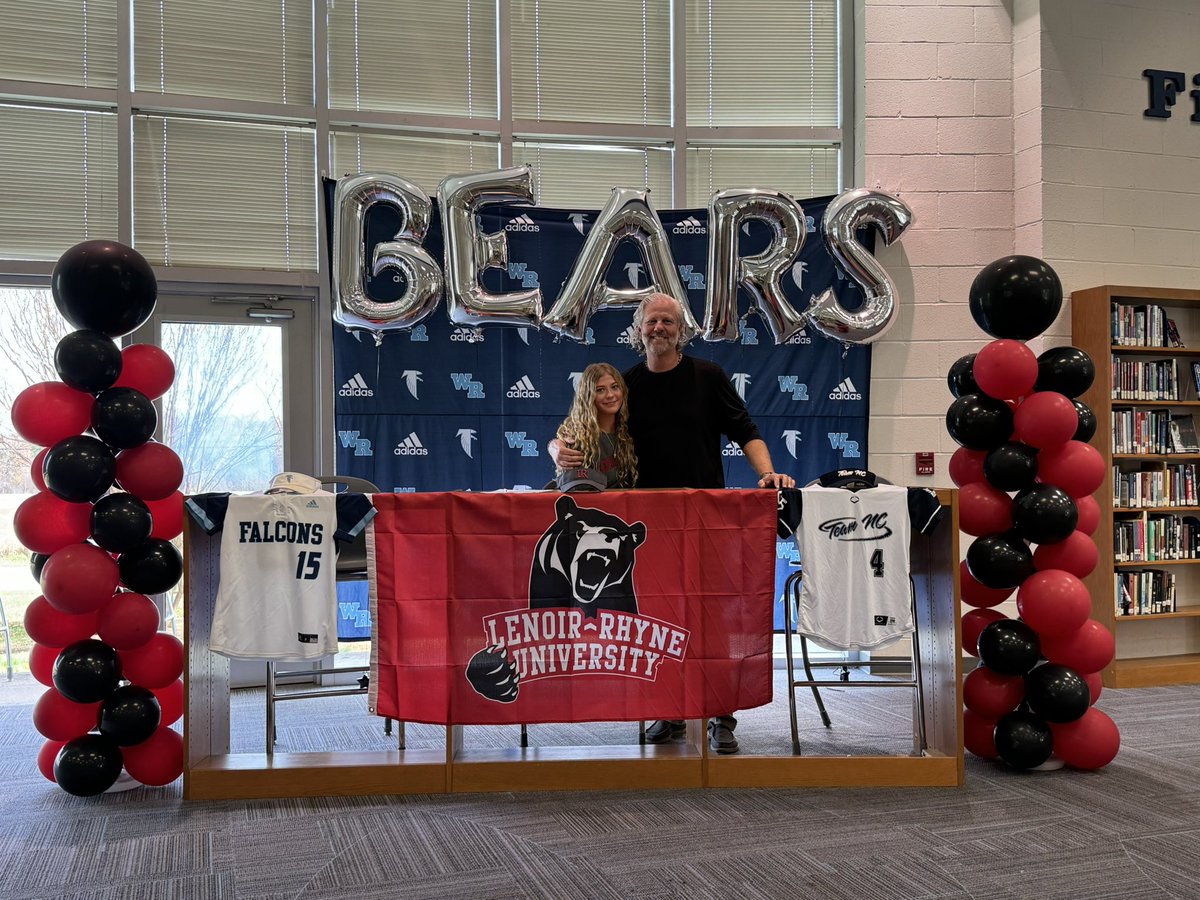 Congratulations to our very own Arabelle Schulenburger who signed with Lenoir-Rhyne yesterday!! Way to go AB!!! <a href="/ABShulenburger/">Arabelle Shulenburger</a>