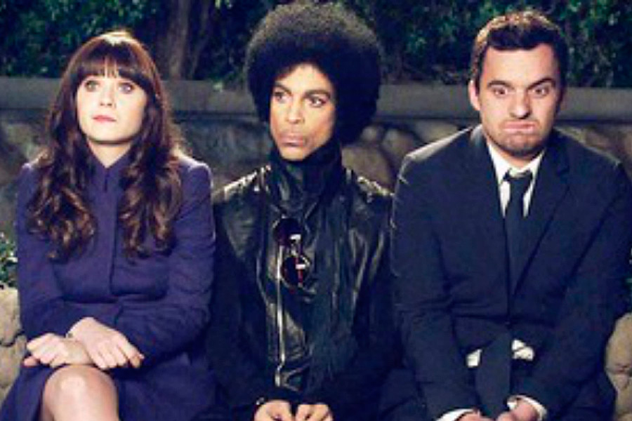 Hey Prince fam! Ive just started an acct on #Bluesky
If you are there, give me a follow and I will follow back! 💜✨️
bsky.app/profile/melbou…