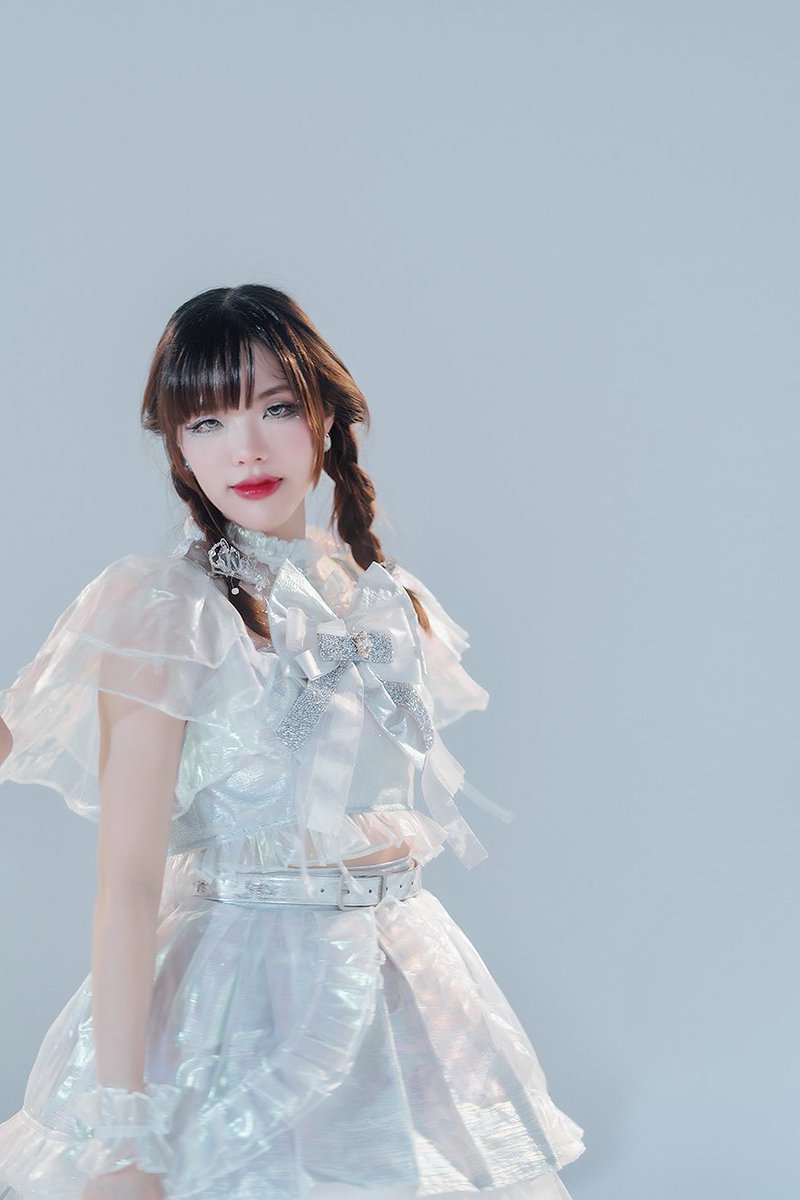 Pie_vinx's tweet image. ดีใจนะที่เพลงได้ทำหน้าที่ของมันเรียบร้อยแล้ว🫧✨✌️ดีใจที่เนื้อเพลงได้เข้าไปในใจหลายๆคนนะ🩵✨

youtu.be/QTd7WwY7IkM?si…

#HatoBito #PieHatoBito #Levitation #HatoBitoLevitation