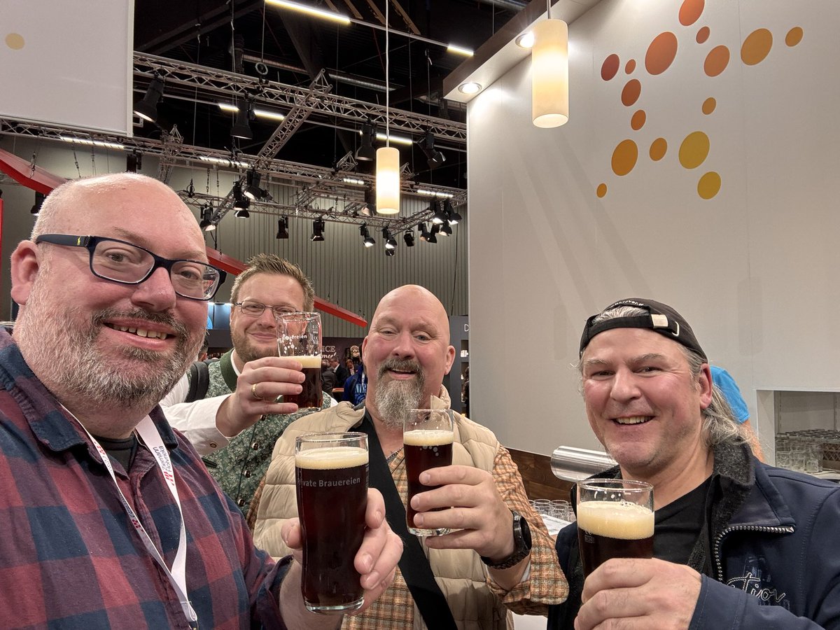 Barry Watts (@watts_brewing) on Twitter photo Pouring some <a href="/LochLomondBrew/">Loch Lomond Brewery</a> Outlander Scotch Ale at the <a href="/PrivBrauereien/">Private Brauereien</a> stall <a href="/BrauBeviale/">BrauBeviale</a> today Pouring some <a href="/LochLomondBrew/">Loch Lomond Brewery</a> Outlander Scotch Ale at the <a href="/PrivBrauereien/">Private Brauereien</a> stall <a href="/BrauBeviale/">BrauBeviale</a> today