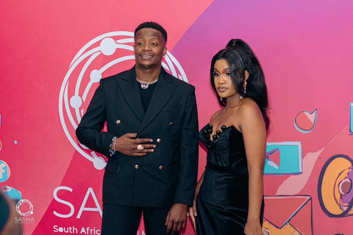 SMAWARDS_ZA's tweet photo. What an unforgettable night at the South African Social Media Awar
Big shoutout to the incredible @pdjokes and the one and only @missc_king for keeping us entertained throughout the event!

#SAMA2024 #PdJokes #CelesteKing #SocialMediaAwards #SouthAfrica #CreativeVibes #AwardNight https://t.co/E82PQn3B4d