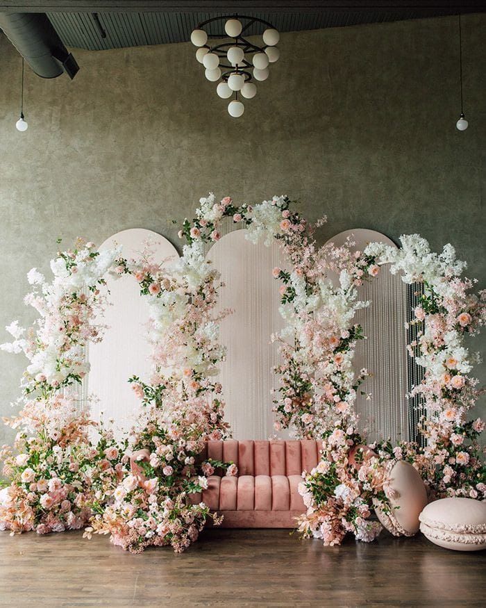 Hotels Available tweet media