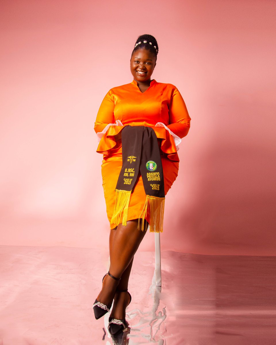 _purple_choco's tweet photo. I did it 🎉🎓
I present  to you  
ADEBIYI PRISCILLA AYOMIDE RN,RM,B.NSC https://t.co/7MU3DjqTod