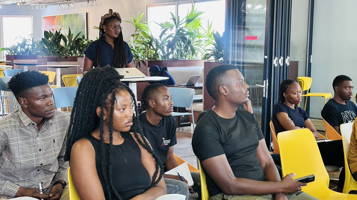 eight2fivehub's tweet photo. We collaborated with @unpublished_zw, to host an insightful Financial Management Workshop today.
Entrepreneurs and freelancers gained valuable costing, & pricing skills. A special thanks to Ngoni for an empowering session.
#Eight2Five https://t.co/NRJDcYwPHY