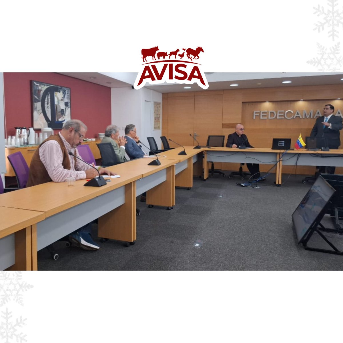 AvisaVenezuela's tweet image. AVISA presente en el &quot;Taller de políticas publicas: un enfoque para entender la realidad&quot; con el facilitador Dr. Luis Daniel Álvarez, en la Sede de Fedecamaras @fedecamaras

#AVISAVenezuela #PolíticasPúblicas #Fedecámaras #Venezuela
