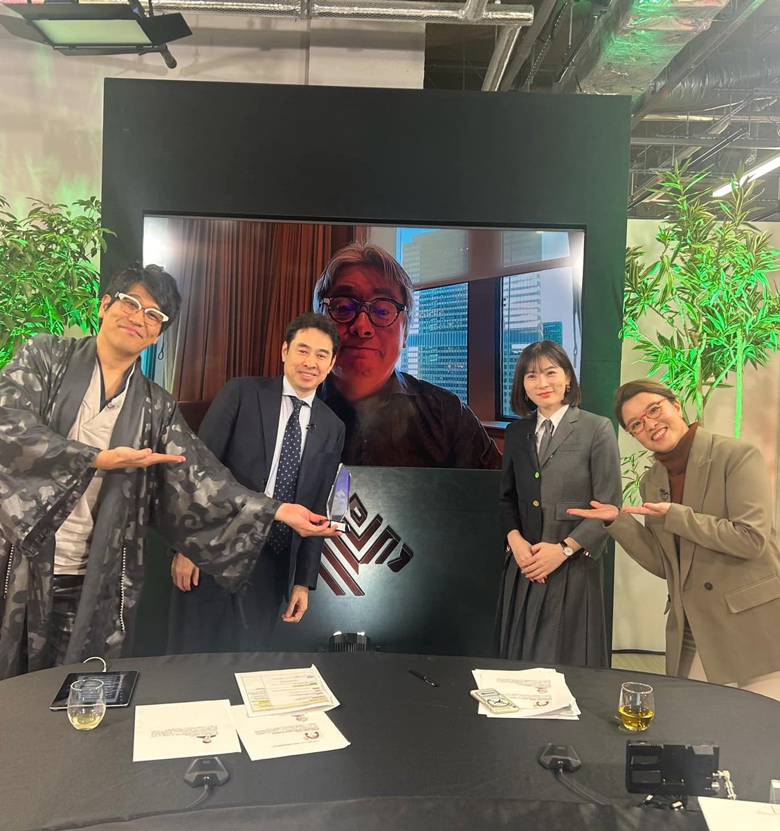 marikomabuchi's tweet image. 【 #TheUPDATE  】
古坂さん キザキさん
永濱さん さん
アメリカから 岡元 さん
ありがとうございました！
学びの多き時間に感謝です♪
youtu.be/IevcLRl1hDg?si…